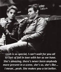 Such a nice comment from Daniel about Leah 😍😍😍🌺🖤

#DanielGillies #LeahPipes #ElijahMikaelson #CamilleOConnell #TheOriginals #TheBraveBartender #TheGentlemanMonster #FavoriteShip #Camilijah