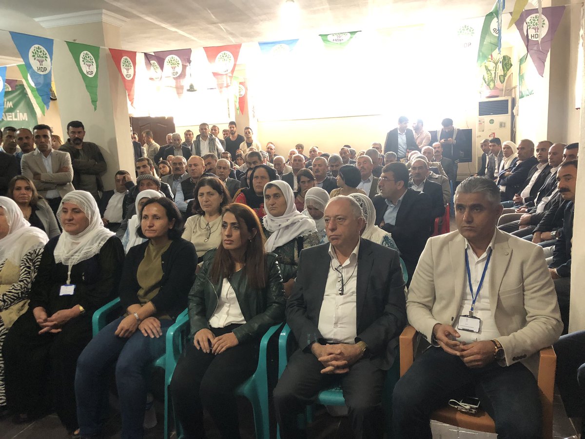 avhuseyinkacmaz's tweet photo. Kongreya 3’em ya Slopya hat lidarxistin. Em bi rêxistinbuyinek xurttir û çalaktir xebatên xwe berdewam dikin.
Rêveberiya nû li gelê me pîroz be û serkeftin ji hemû hevalan re.
#Slopya https://t.co/Jf9NYx4Uah