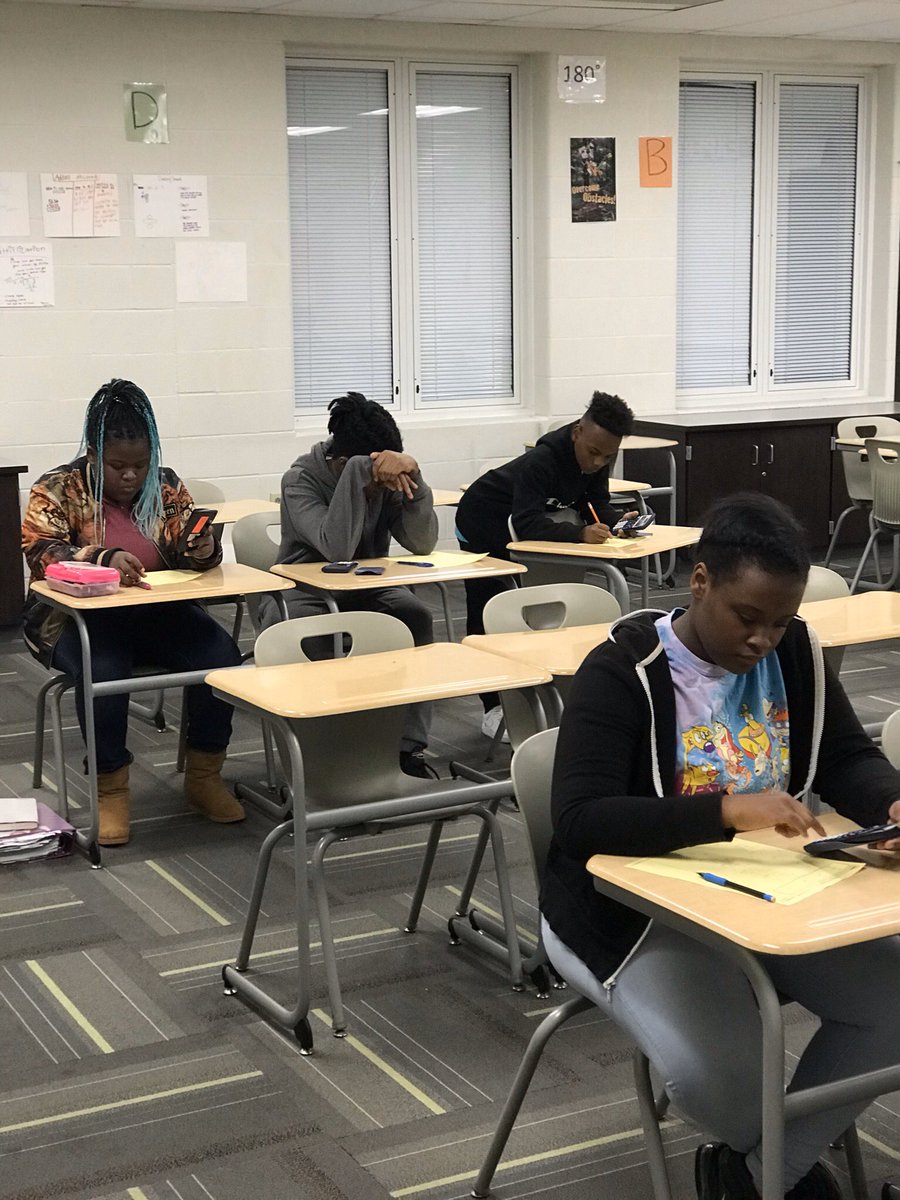 MilkovichSchool's tweet photo. School had not even begun yet and Mr. Grant’s scholars were ready to learn the morning after Halloween 🎃 @MapleCSD 7:20am #LetsGo #WeAreMaple #Scholars #MathEducation https://t.co/O8of4MH4Tr