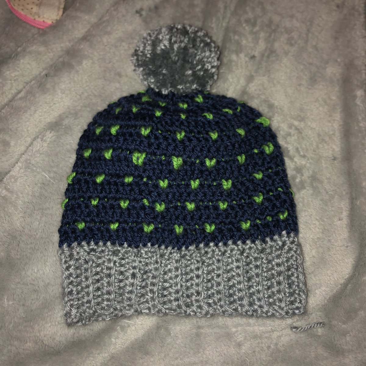 Genny (@gkerr0211) on Twitter photo Seahawks colors!!!! #hats #crochet #weekendprojects #Ishouldsellthese Seahawks colors!!!! #hats #crochet #weekendprojects #Ishouldsellthese