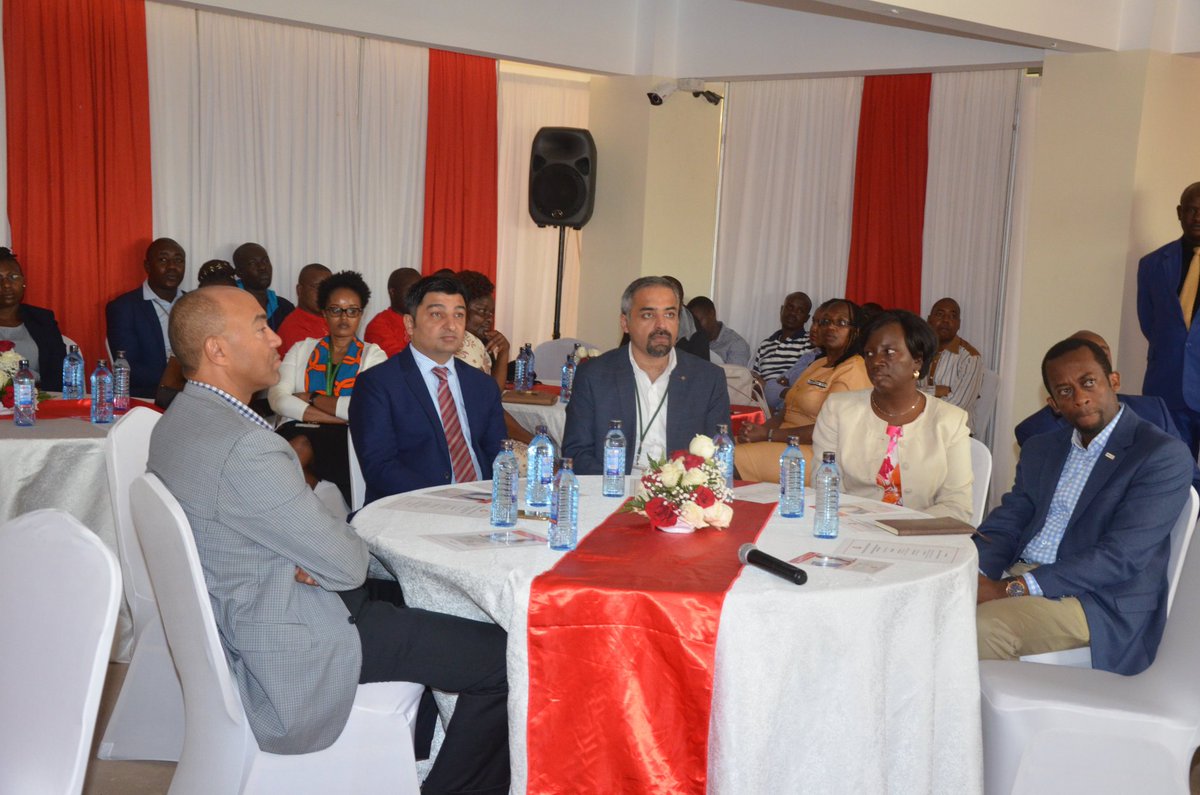 Evanz_Kipkoech's tweet image. Hon. @Peter_Kenneth  launches Aga Khan University Hospital&apos;s new Thika Medical and Diagnostic Center on 1st Nov 2019.
#Tunawesmake
