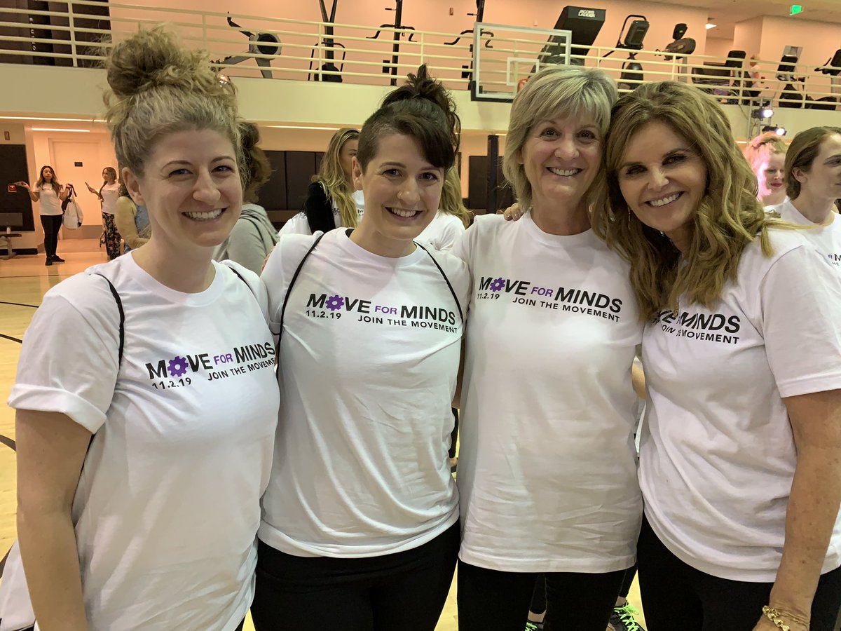 mariashriver's tweet photo. What an incredible day at #MoveForMinds! We gathered, we connected, we educated, & we empowered all who attended to be the CEO’s of their own health. And we had fun doing it! Thank you to everyone who came to support @womensalz and our mission to change the future for all minds. https://t.co/sQmZwA2szC