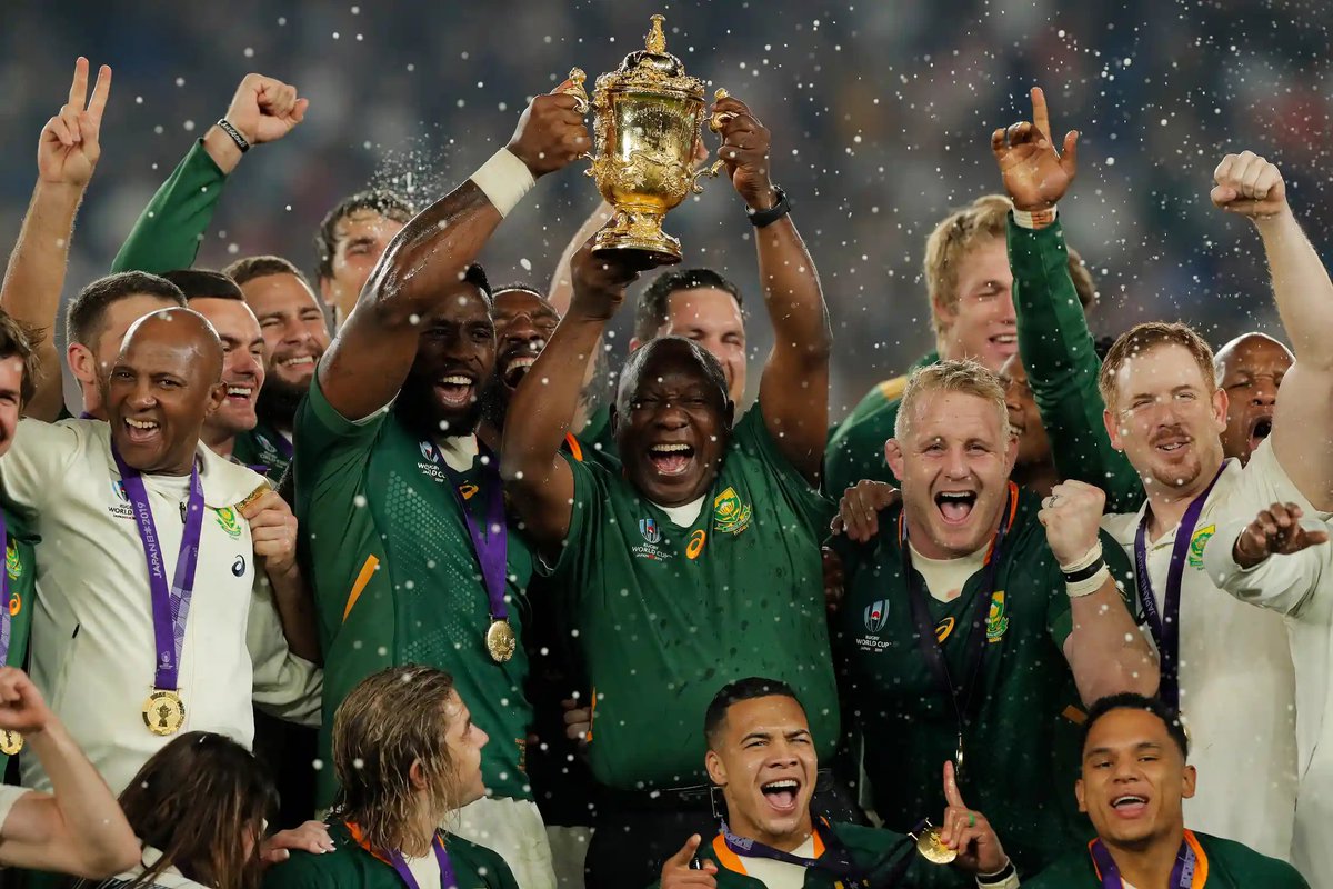 Amirmizroch's tweet photo. I have a harsh hangover today.
But it's OK.
@Springboks #StrongerTogether #RWC2019 #babalas https://t.co/Db2taNvFkv