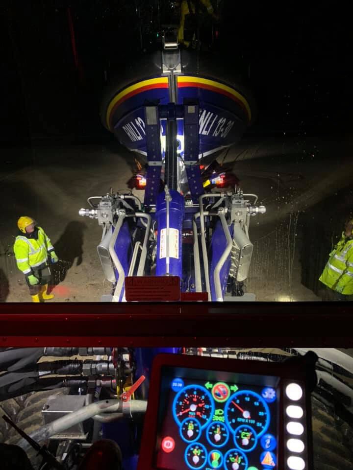 RNLI_Barmouth's tweet photo. Shore crew provide a vital link in the RNLI chain, launching &amp; recovering the lifeboats &amp; making sure they are ready for the next shout. Shore crew are all volunteers, this might be the best position, the SLARs driver, a snug cab with heater, what a great view #RNLI #ShoreCrew https://t.co/6xsJqdRqO3