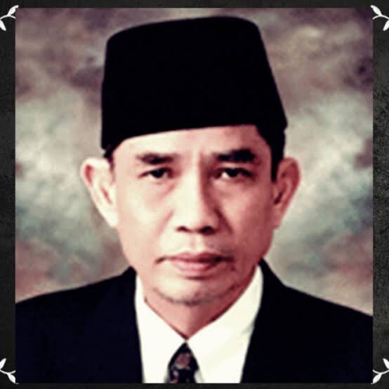 Loppa pernah ditawarkan uang untuk mendukung bisnis Selle. Loppa kemudian mengatakan;u201cKebijakan pemerintah itu harus yg terbaik bagi rakyat, bukan untuk kepentingan penguasa,u201d ucapnya.Setelah mengucapkan itu, kehidupan Loppa mulai terusik. Nyawanya sering diancam tuk dibunuh.