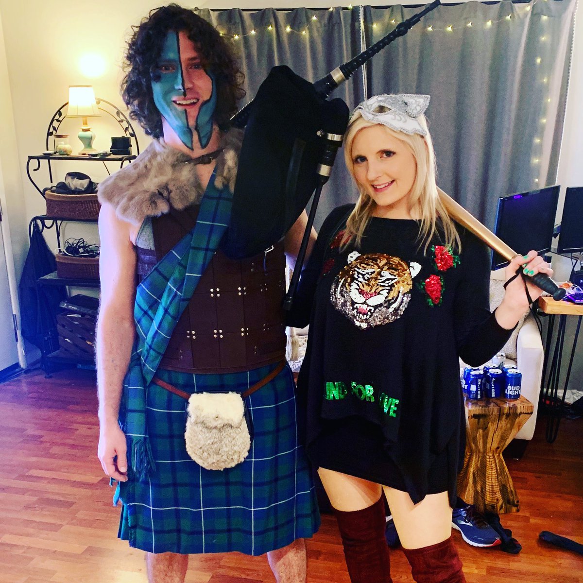 cmangha1's tweet photo. #halloween2019 #TaylorSwift #Swifties #LookWhatYouMadeMeDo #BLIND_FOR_LOVE https://t.co/mbSFpzkHOW