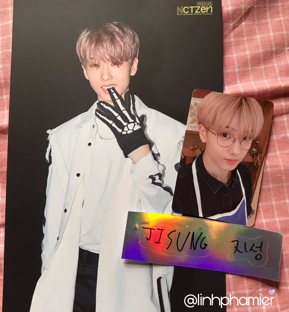 linhphamier's tweet photo. NCT Dream Ace Kit (JISUNG ONLY)
#JISUNG #JISUNGPWARK #NCTDREAM #ACEKIT #STICKER #MINIPOSTER #CARD #SELFIE https://t.co/Oqtj0wYnEH