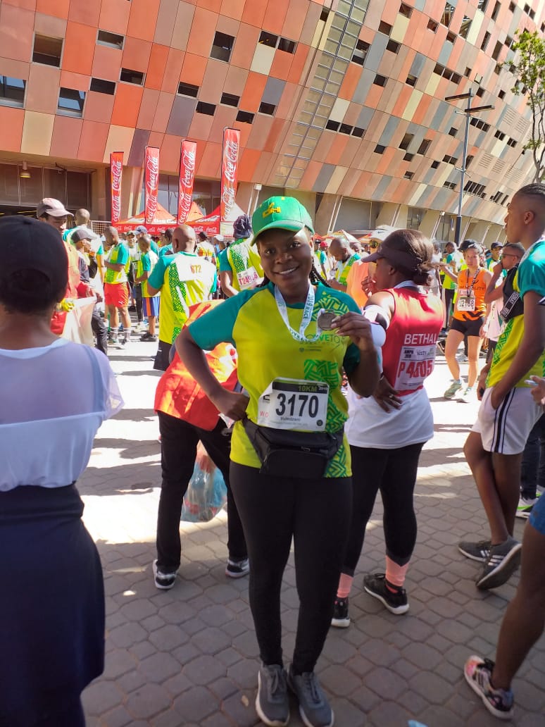 GautengHealth's tweet photo. Congrats to @vule01 our Communications Officer at Tara Hospital for finishing 10km at the Soweto Marathon. 😎😎👏👏🎊👏👏 https://t.co/C2URI2YNFE
