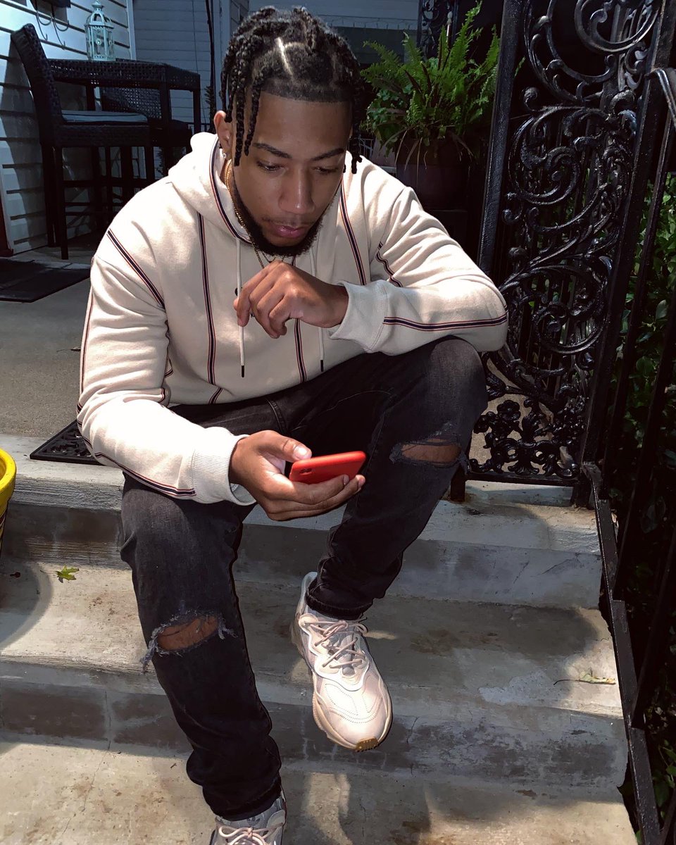 MalikkClarke's tweet photo. Ima little bit different they get it 🔥🐻 https://t.co/WYI83Bj2Rh