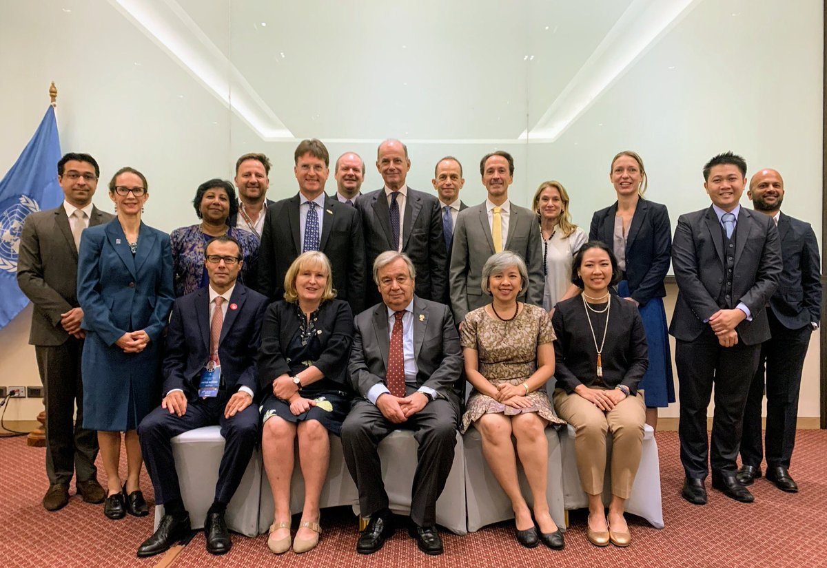 Great interaction btw <a href="/UNThailand/">United Nations in Thailand สหประชาชาติในประเทศไทย</a> team and <a href="/UN/">United Nations</a> Secretary General <a href="/antonioguterres/">António Guterres</a> on the occasion of the <a href="/ASEAN2019TH/">ASEAN2019TH</a> Summit in #Bangkok. Ensuring relevance of UN in middle-income countries &amp; promote comprehensive development solutions were key issues. <a href="/UNDPThailand/">UNDP Thailand</a> <a href="/UNDPasiapac/">UNDP in Asia and the Pacific</a>