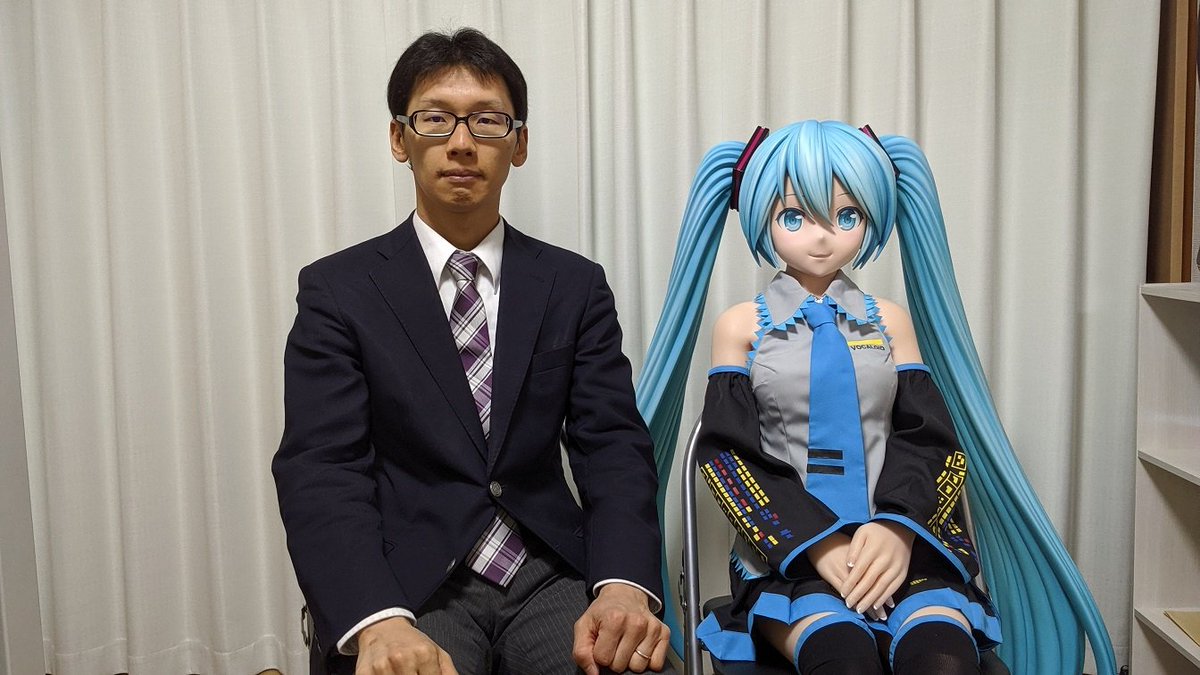 近藤顕彦さんがミクさんとの結婚一周年を記念して 大きなミクさん をお迎えする展開へ Togetter 近藤顕彦さんがミクさんとの結婚一周年を記念して 大きなミクさん をお迎えする展開へ Togetter