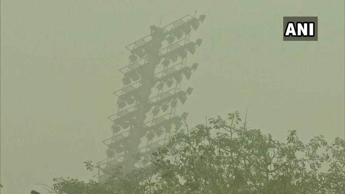 respirerIN's tweet photo. Pictures from Feroz Shah Kotla Stadium in Delhi from this morning.
India Bangladesh T20 match starts there today at 7PM.
PM 2.5 levels in the area at over 900 ug/m3
PM of India needs to speak up on a national health emergency.
#LotOfPM
#CricketCanWait @BCCI @SGanguly99 https://t.co/QJ8V9BhhEK
