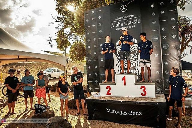We are so honored to partner with the Aloha Classic to keep our shorelines clean. Over 40 volunteers showed up including competitors from around the world, the IWS event organizers,  local businesses, and  volunteers to remove 
225 lbs of small sized deb… ift.tt/2WBeuJA