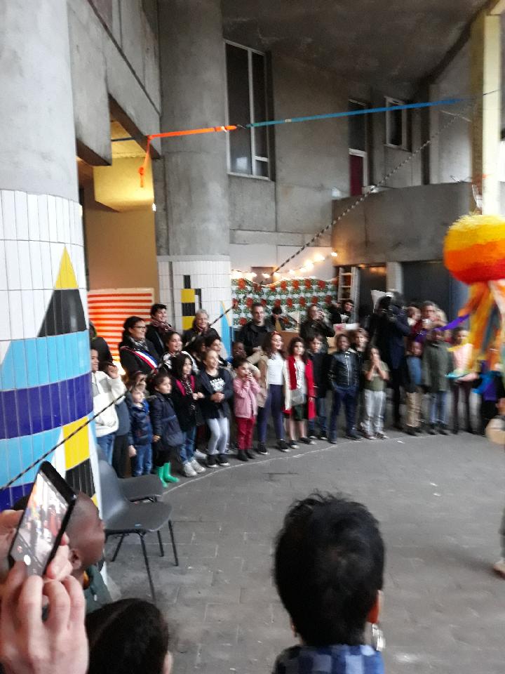 Gratuit Images Meriem Derkaoui S Tweet Une Belle Inauguration Du Cafe le plus cool par