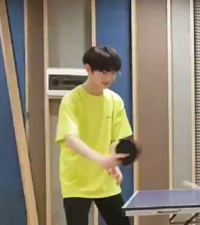 hysbbeudi's tweet photo. "We love guys wearing glasses."

Woollimz stans: By that we mean like this

(can we get a selca of them wearing glasses to replace these lq woollimz glasses crumbs 🥺) https://t.co/RgrK0oM2oM