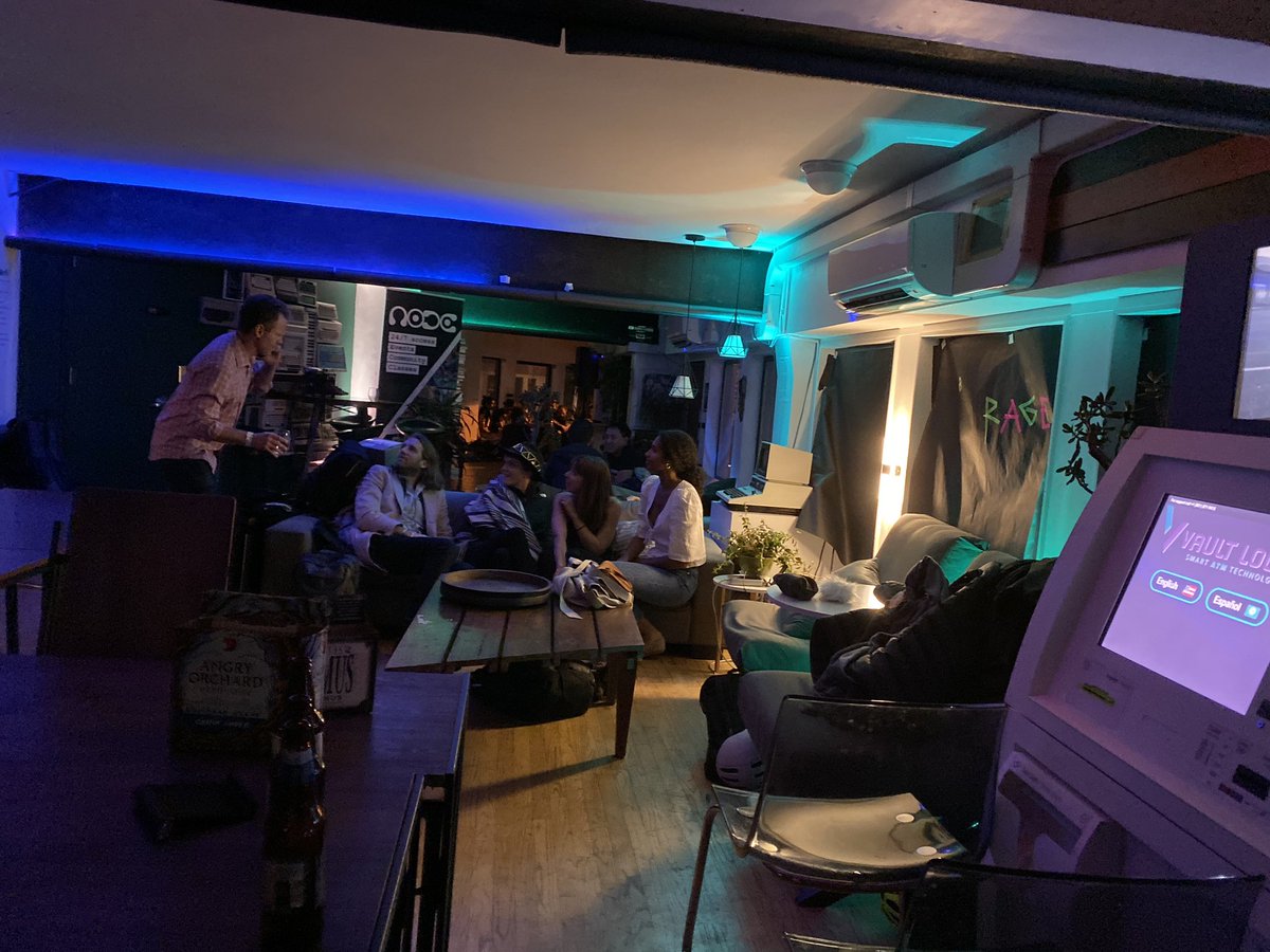 romyilano's tweet image. It’s really nice having time to talk with energy industry experts at the #hackforearth its a nice overview of the regulatory environment &amp;amp; problems people are facing. I like being around smart people