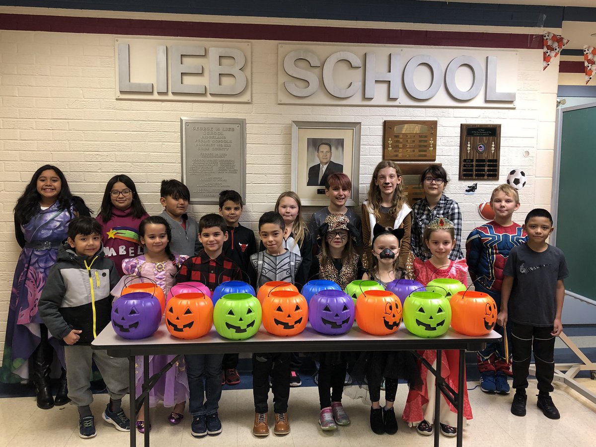 Lieb_Principal's tweet photo. PBIS raffle winners for weekly and monthly winners at Lieb! #rsd122cares #liebcares https://t.co/3NxftcfCxi
