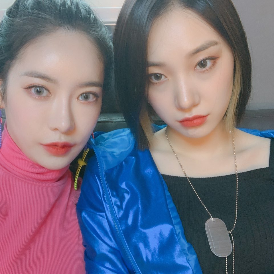ari__kkj's tweet photo. Finally 25 update their selca 🤧 i'm crying. My ship never die
#minkyebin #MINKYEUNG #YAEBIN #HINAPIA_NEW_START #HINAPIA https://t.co/icS4lqr5uS
