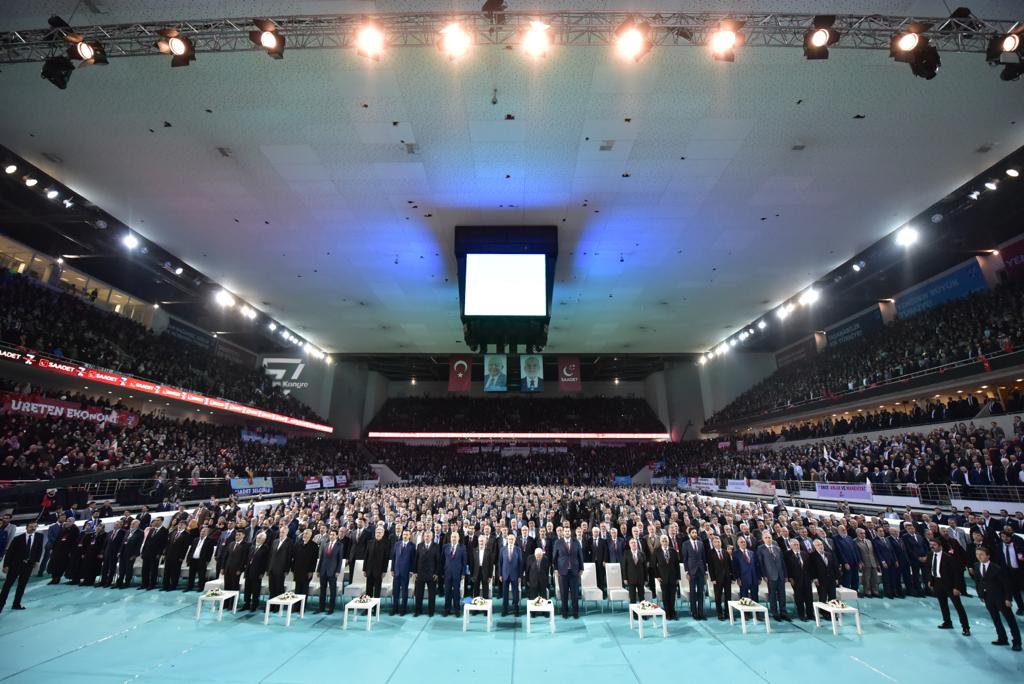 7. Olağan Kongremiz, İstiklal Marşı'mızın okunması ve Genel Başkan Yardımcımız Ömer Faruk Yazıcı'nın konuşmalarıyla devam ediyor.

#GelecekSaadetileGelecek