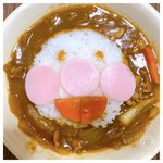 お嫁さんが作ってくれたアンパンマンカレー!息子の分の顔のくり抜き後は父へ!