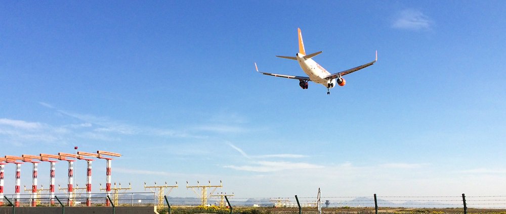 BlueValleyCars's tweet photo. Guide to Spain's newest airport in Murcia on the sunny Costa Calida #murcia #costacalida https://t.co/oDS5RbWA6i https://t.co/O8DwGZykTi