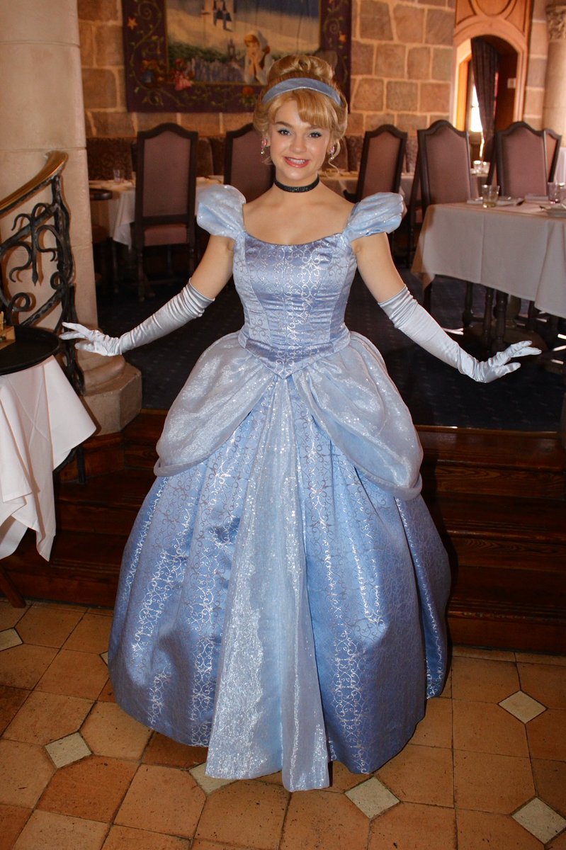 CharactersPhotosBlog on Twitter "Cinderella, Sleeping Beauty and Snow