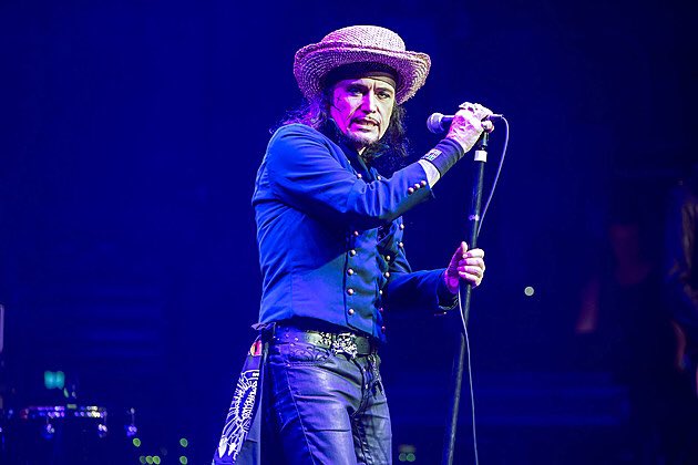 We would like to wish Adam Ant a very HAPPY 65th BIRTHDAY! 