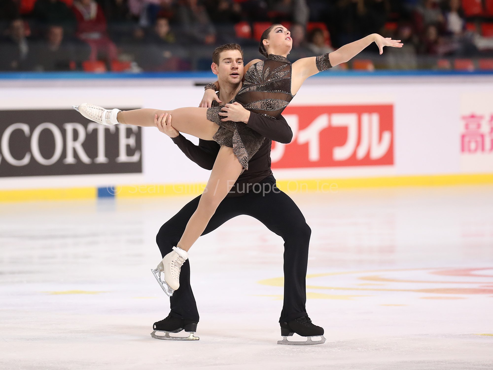 GP - 3 этап. Internationaux de France Grenoble / FRA November 1-3, 2019 - Страница 14 EIcVxSqXUAA8-wu?format=jpg&name=large