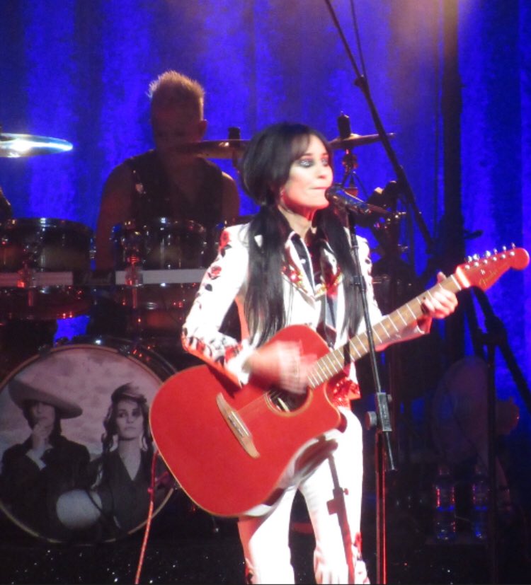 Shakespeares Sister, Oxford New Theatre, November 2019. Fantastic to hear the classics but the new material is truly brilliant too! @ShakespearsSis @Siobhan_Fahey @marcelladetroit #ShakespearsSister #siobhanfahey #marcelladetroit #oxfordnewtheatre