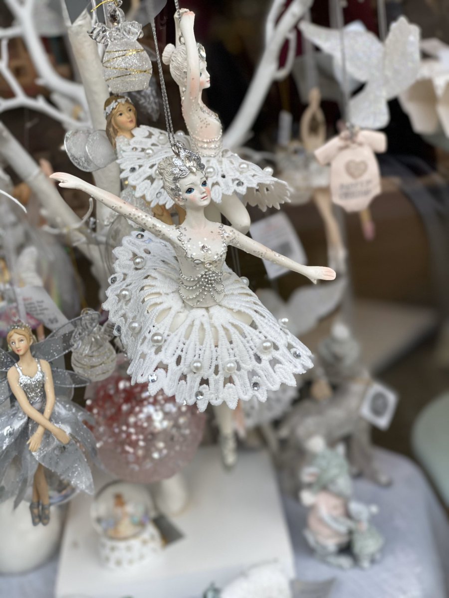 🌟WE ARE OPEN TODAY🌟

Come and see our sparkly ballerinas in store😍

There’s only 8 weeks until Christmas?! Are you ready?😱