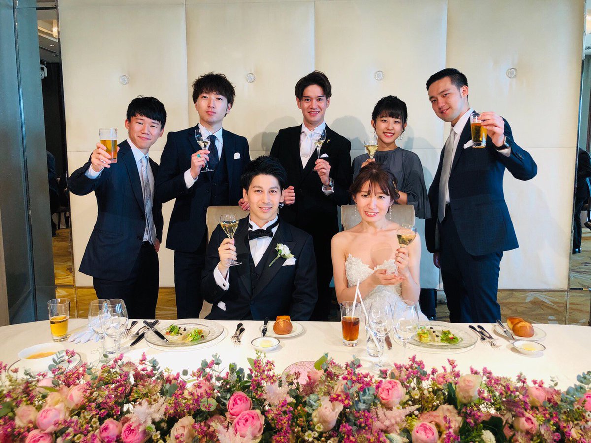 北川れいし A Twitter 大学時代walkmenのdad Sのメンバーや友人 社会人になってからアカペラ活動をしているhi Drydeのメンバーや他大学の友人の皆さんに 挙式や披露宴を見守って頂きました 本当にありがとう 全員での写真は何故か 分かる人には分かる つながる