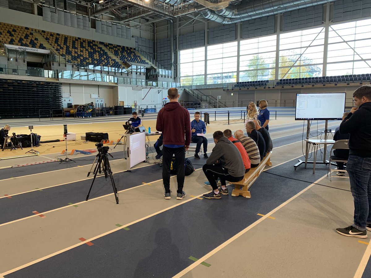 National Training Day 2 - acceleration and max velocity analysis for the ladies today! @SAL_Coaching @MaguireSal @ghcooke @AlisonGreySAL @SALMarkMunro @scotathletics