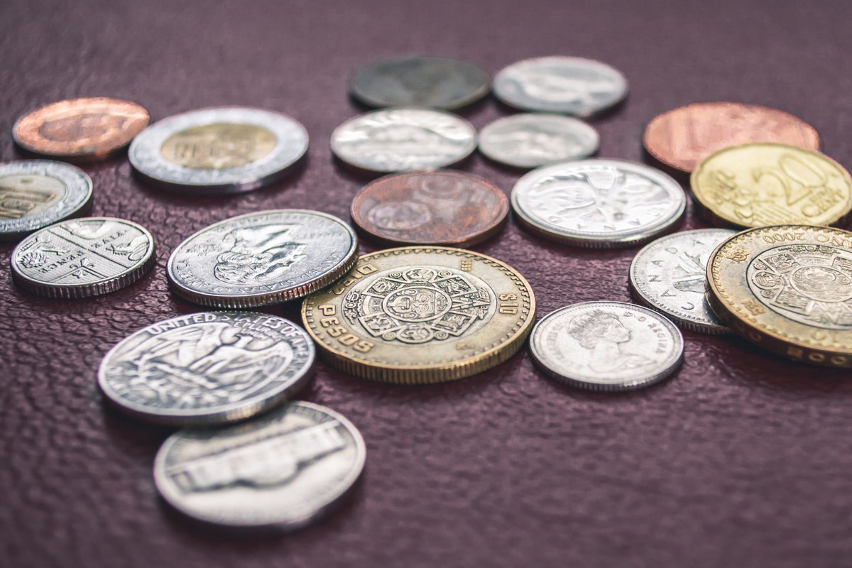 Billiving's tweet photo. What is accounts receivable financing? It is as simple as it is effective. Using your unpaid invoices as collateral, you can enter into a financing agreement with a company that specializes in this type of loan.

#basicinvoicingsoftware
#invoicegenerator

https://t.co/KTdUPmQ9Pm https://t.co/UtjncbpmCL