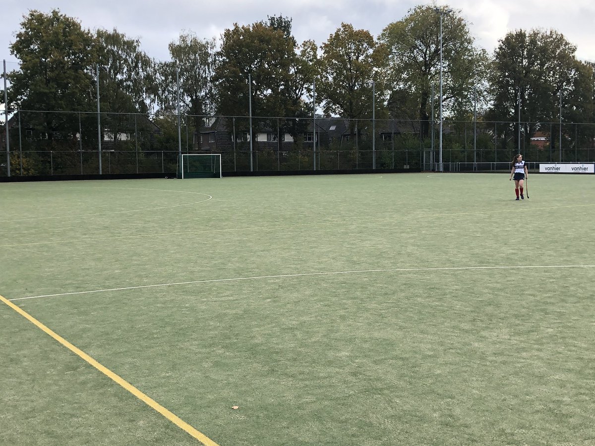 ROSPA1969's tweet photo. DJ4, 1-13 uit bij huizen zonder keeper😂 @MHCLeusden, 7 wedstrijden doelsaldo 68+ #bijzonder#promoveren? https://t.co/S0czzuo9tq