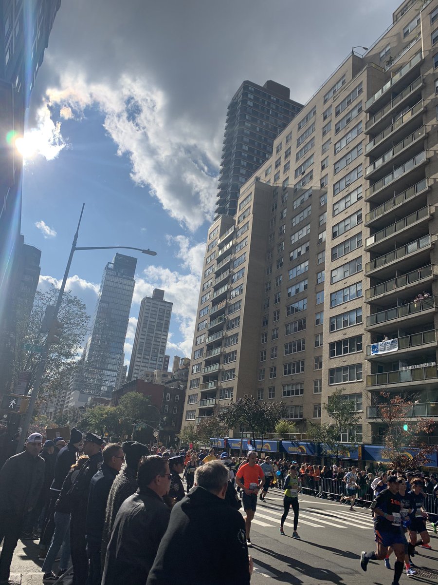 dny17's tweet photo. Nyc marathon #nycmarathon https://t.co/UgFU7OsaZL