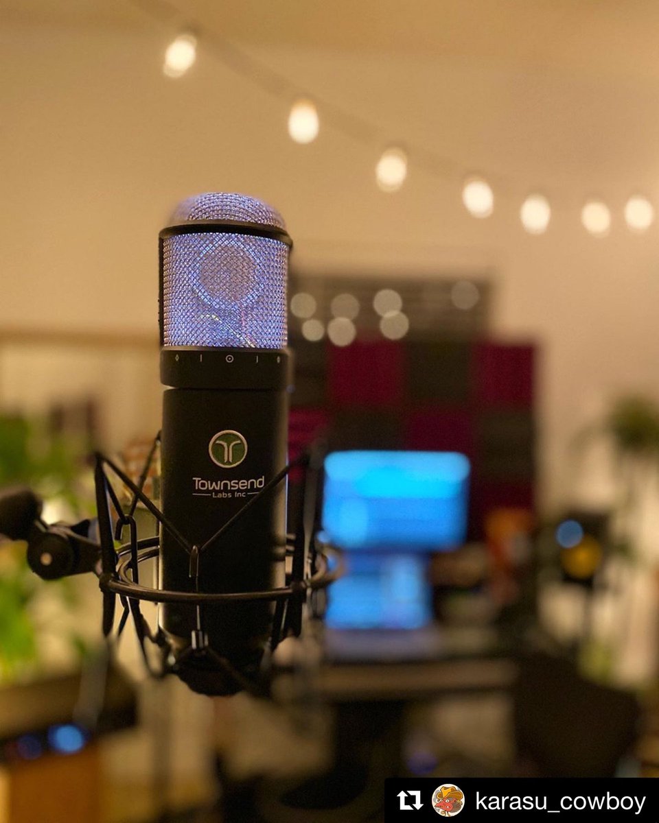 townsendlabs's tweet photo. Isn't she a beauty? #spherel22
📷Karasu Cowboy Studio
Download the free, fully-functioning plug-in and start exploring the 30 pristine mic models included with Sphere: https://t.co/sSODGe8l31
#sphericalsunday #microphonemodeling #virtualmicrophone #townsendlabs #karasucowboy https://t.co/GeHJ0NG2xJ