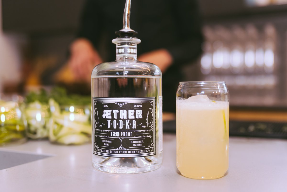 Some photos from an architecture event in LA that we sponsored. Lovely house, glad to have been part of the opening. #fleurette #Aether #craftspirits #gin #vodka #dbarchitecture #bridgehousela