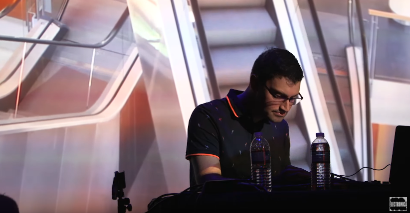 IndyAdvant's tweet photo. 猫 シ Corp. - Live @ ElectroniCON 2 (Oct 19 2019)
Full video by 100% Electronica (footage is dope!)
https://t.co/WXVy3KVPkF
@catsystemcorp #100percentelectroniCON #ElectroniCON #catcorp #livevaporwave https://t.co/js0mIjKuh3