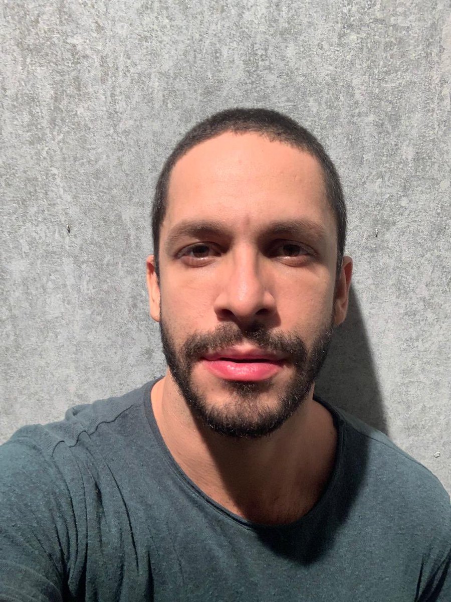 RainerCadete's tweet photo. Selfie de domingo ✨⚡️☀️ https://t.co/yufs21GF7a