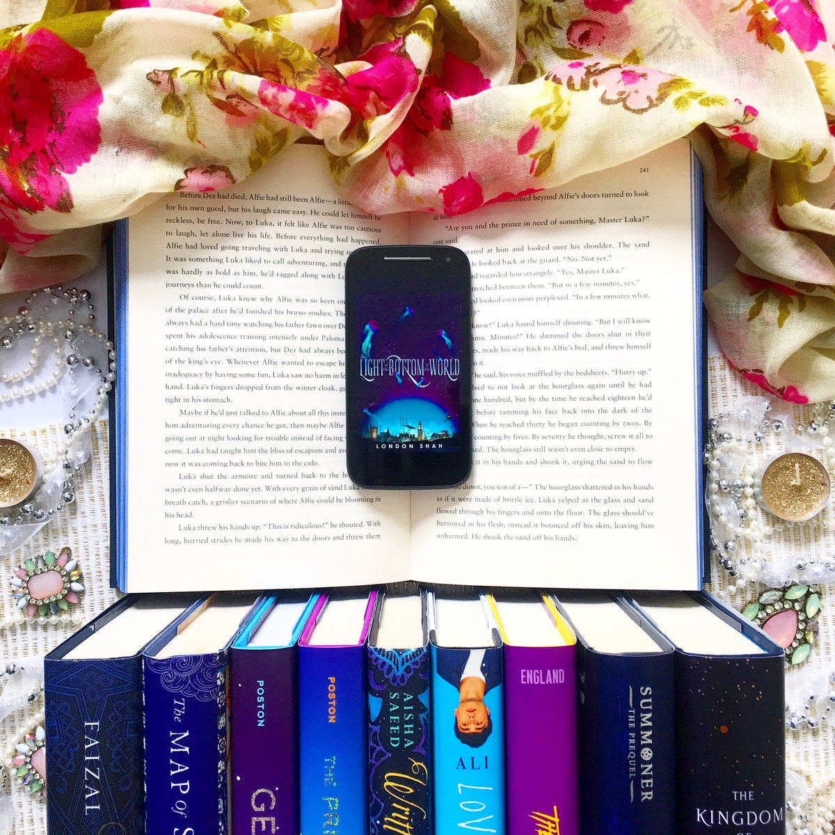 thetsundokuc's tweet photo. Have you read The Light at the Bottom of the World by @London_Shah yet?

The world that London has created is incredible and there’s wonderful complex characters. 

Leyla is courageous and Ari is broody and I love them both!

#LightTheAbyss #DiverseBooks #MuslimShelfSpace https://t.co/r0DQsGmK0u