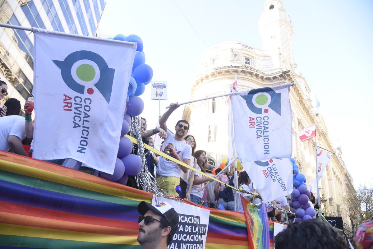 CC ARI-Diversidades tweet media