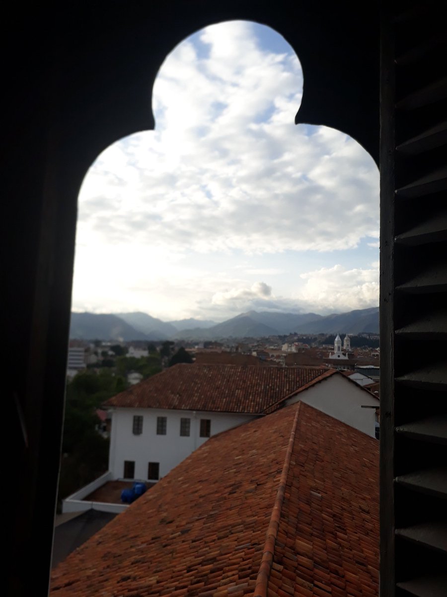 PatiContrerasL's tweet photo. Santa Ana de los ríos de Cuenca, cuidad llena de historia, tradición y gente amable, Que viva Cuenca, en sus 199 años de Independencia!! #CuencaMejorQueNunca #CuencaEncanta
#CuencaCiudadParaVivirla https://t.co/2ANfKp2a6h