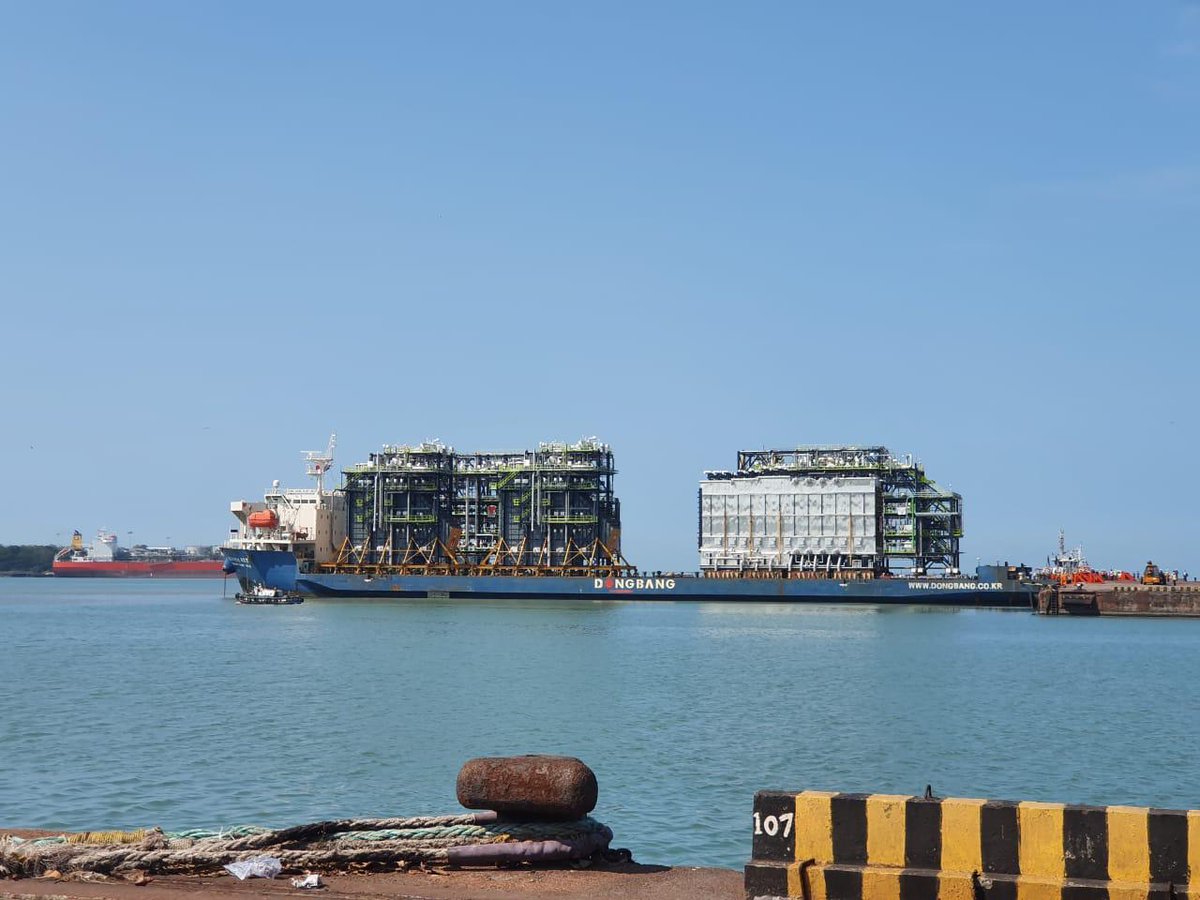 jaideepshenoy's tweet photo. #ODCCargo First Mediterranean moor ODC vessel called on @NewMngPort. This will transport the over dimensional cargo meant for oil refinery in Nigeria. @shipmin_india @INDIANSHIPPING @mansukhmandviya @nalinkateel https://t.co/4oEfNyIIay