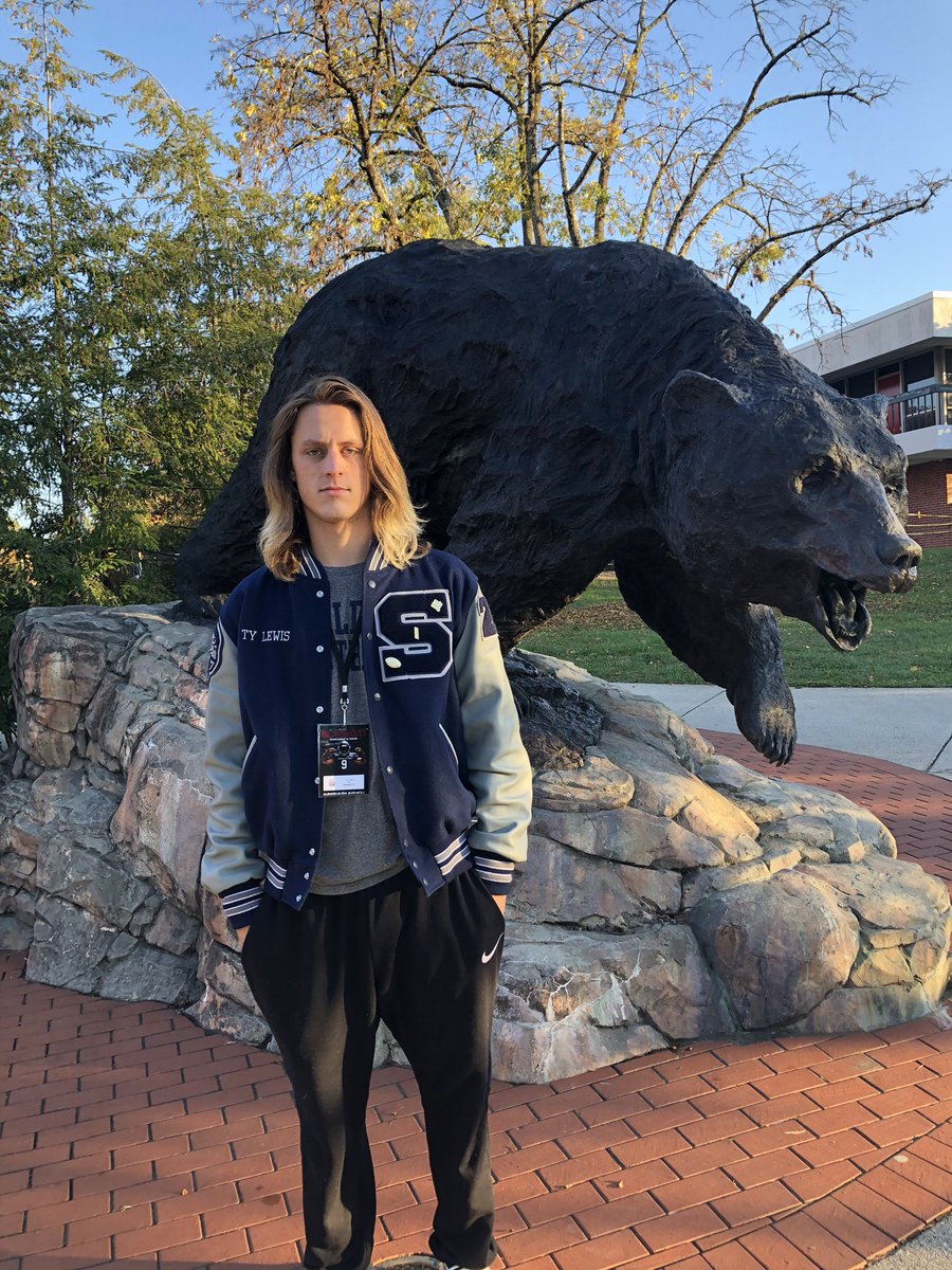 Had a great visit Lenoir-Rhyne yesterday as I got to watch them remain undefeated with a 20-13 victory!! @CoachFosterLR <a href="/RecruitGeorgia/">Recruit Georgia</a> <a href="/EliteGARecruits/">Elite GA Recruits</a> <a href="/GeorgiaPrepMag/">Georgia Prep Journal</a>