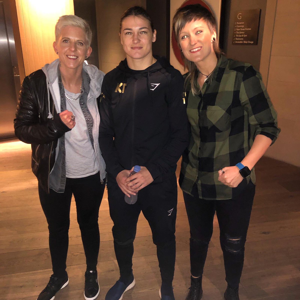 DMCuk_'s tweet photo. When you get to meet @KatieTaylor #AndTheNew #KatieTaylor absolute pleasure 🥊 @Nae_Good https://t.co/hZDo6BvQm7