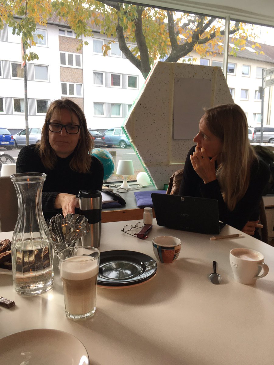 birgitseiferth's tweet photo. Spannender Austausch mit vielfältigen Themen im #BonnLAB bei unserer monatlichen #Lionesses Gruppe. Für alle inspirierend! #NeustArt #seiferthverbindet @joscchh @spruefer @b3projects @WiseWay_ https://t.co/uRNhjkxQst