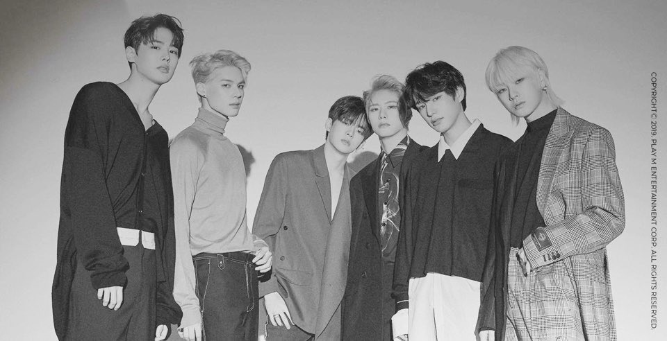swoonisaranghae's tweet photo. 💛💙11월 4일 6시 그리운밤으로 컴백하는 빅톤💙💛
많은 관심과 사랑 부탁드립니당😊❤️

#빅톤 
#빅톤이_보고싶은_그리운밤
#향수병에_빅톤이_그리운밤 https://t.co/Te9WWTbECb