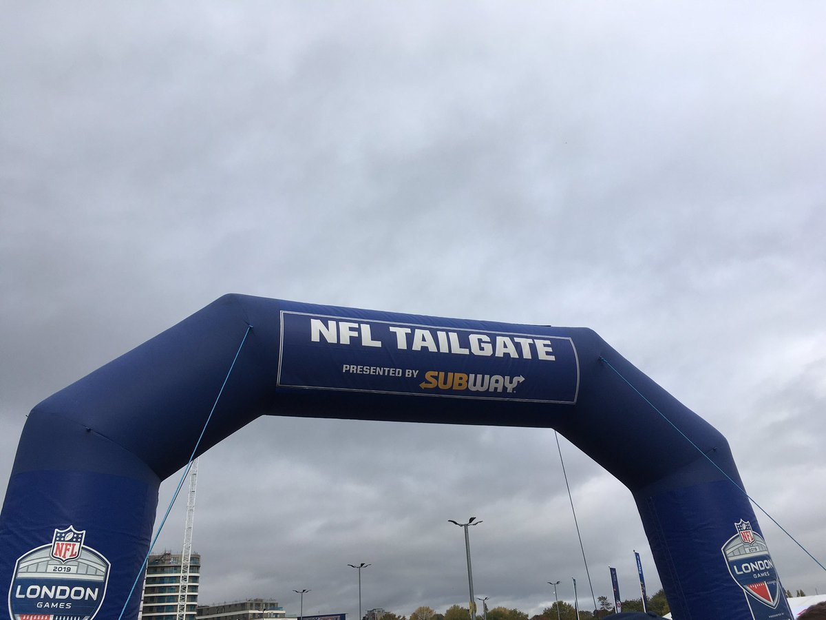 BcuSee's tweet photo. Today our Sport students are attending the Jacksonville Jaguars V Houston Texans at @Wembley - showcasing the global aspect of our course! 🏉 #nfl #globalsport #experience #teamseem #sportmanagementinaction https://t.co/27w3K3nSDZ