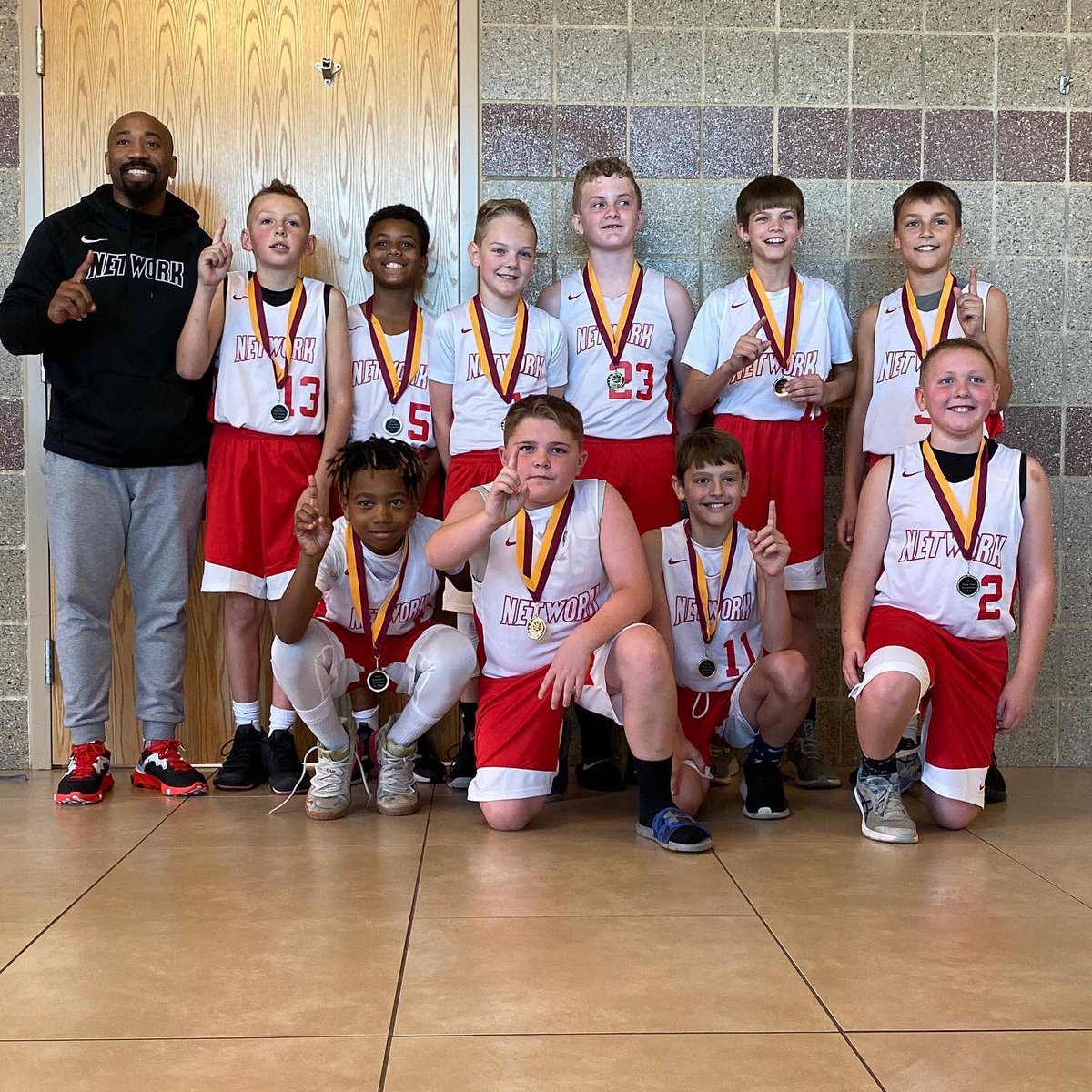 SDNETworkBBall's tweet photo. Congrats to 4th Grade Boys, 8th Grade Boys, 4th Grade Girls and 6th Grade Girls on winning the Early Bird Tourney in Harrisburg #sdnetworkbasketball #sdnetwork #networkbasketball #networkfamily https://t.co/K9Id2ZJURR