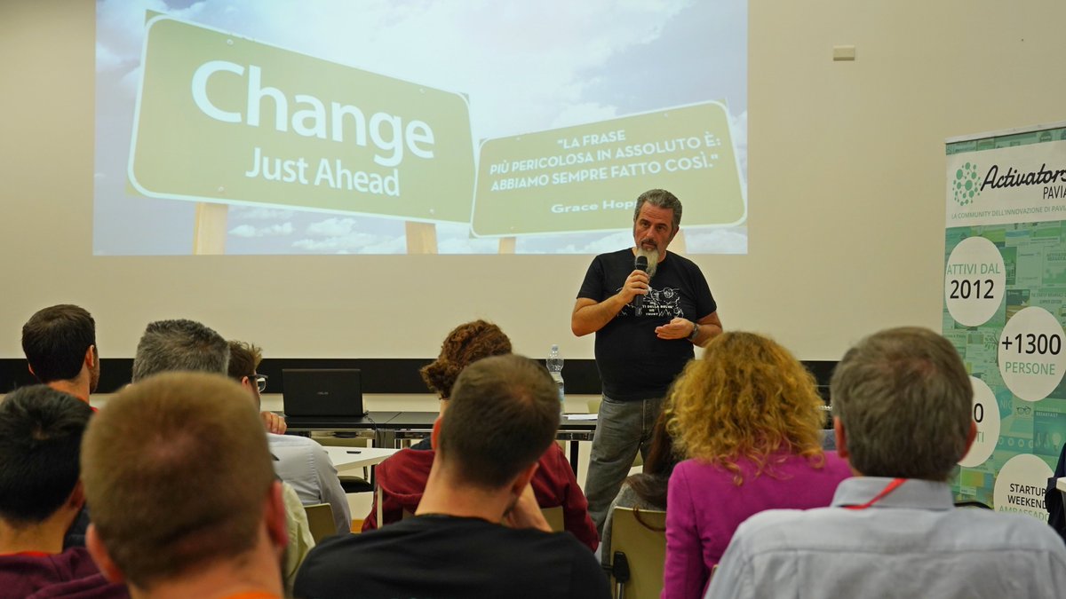 ActivatorsPV's tweet photo. Se le aziende vanno bene è merito dei collaboratori, se vanno male è colpa di chi le guida. Video integrale di Renato Cifarelli @recifar a Startup Weekend Pavia: https://t.co/P45yMzstr1
#swpavia #startups @NoiseFromPavia @olgaIgnjatov Giovanni Vizzarri @giovannivizz https://t.co/g8HVFNNQZo